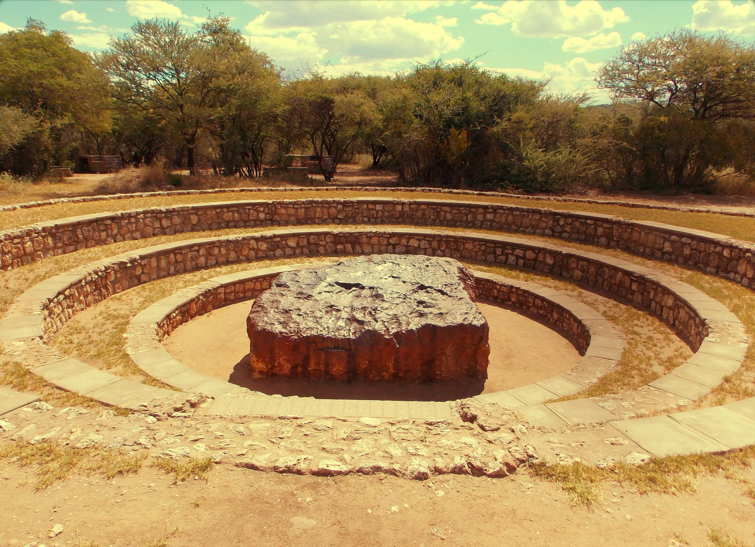 Hoba_Meteorite_sire
