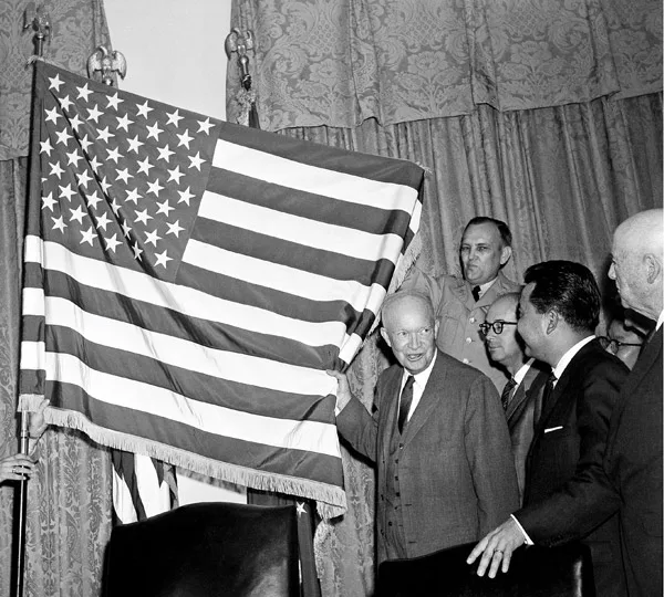flag-day-secondary600x540