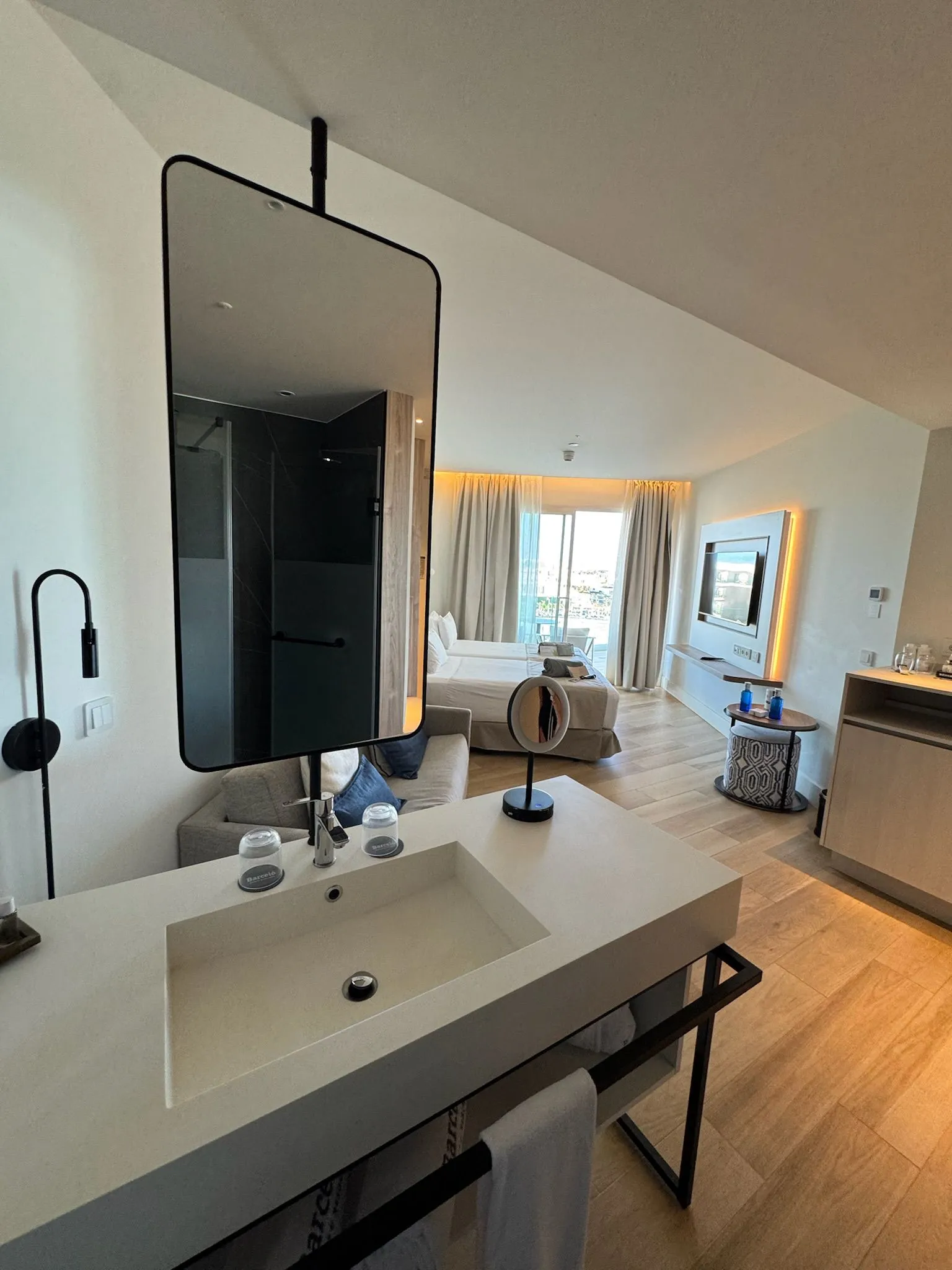 WhatsApp Image 2026-01-25 at 16.53.28