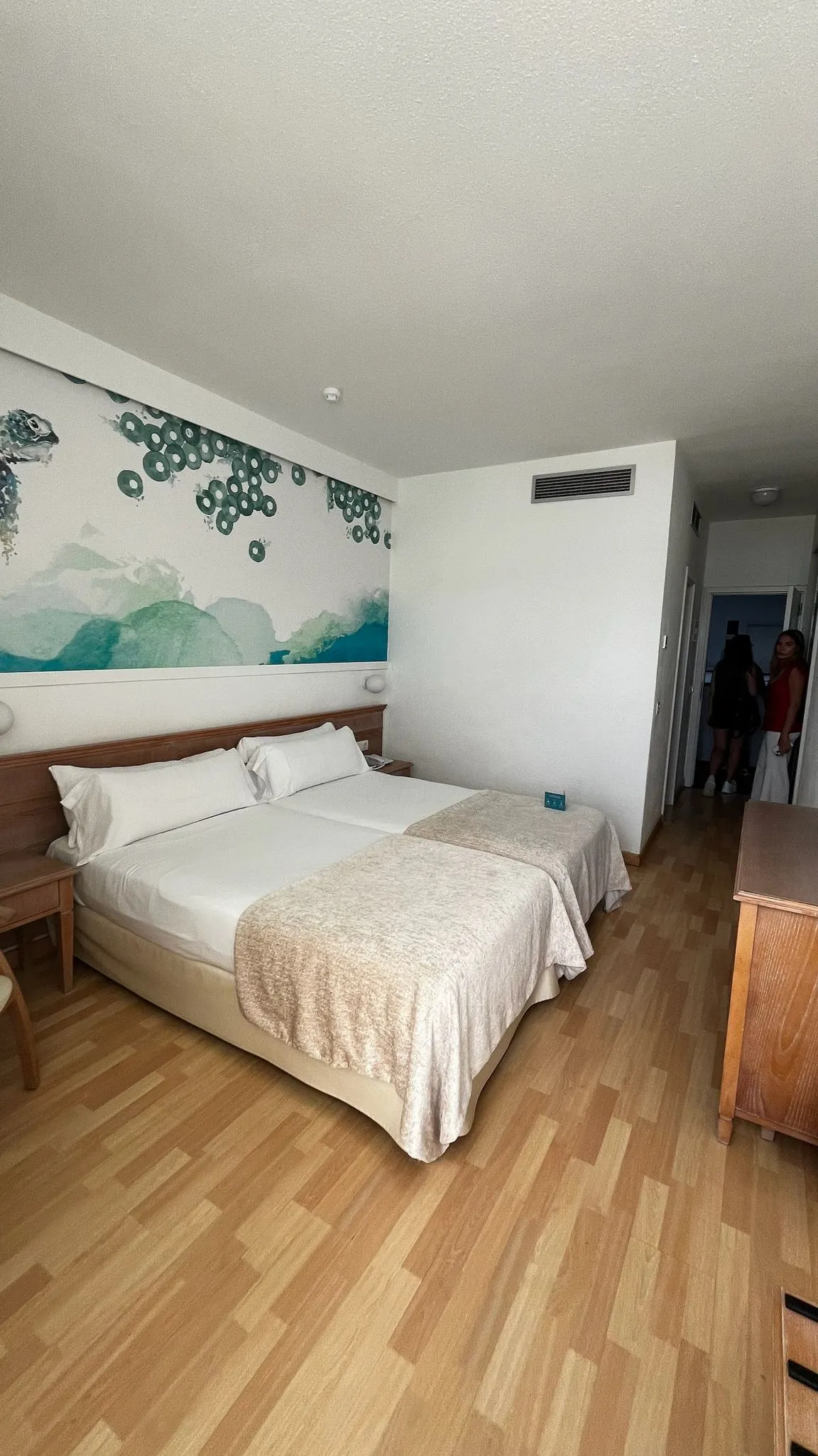 WhatsApp Image 2026-02-02 at 19.23.00 (1)